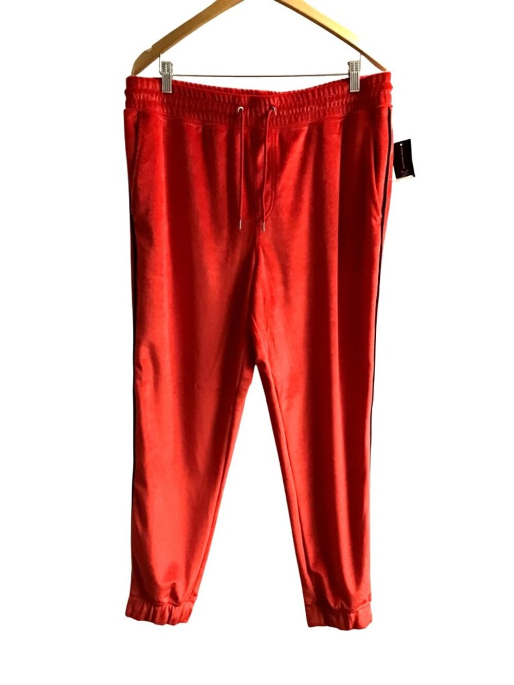 NWT- I.N.C. MENS TAPPERED LEG ELASTIC WAIST POCKETS RED SWEATPANTS SIZE LARGE